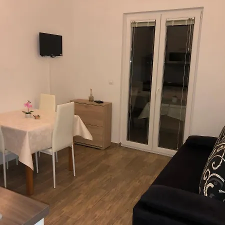 Apartmani Ivana Apartment